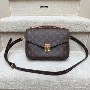 Louis Vuitton Monogram Pochette Metis